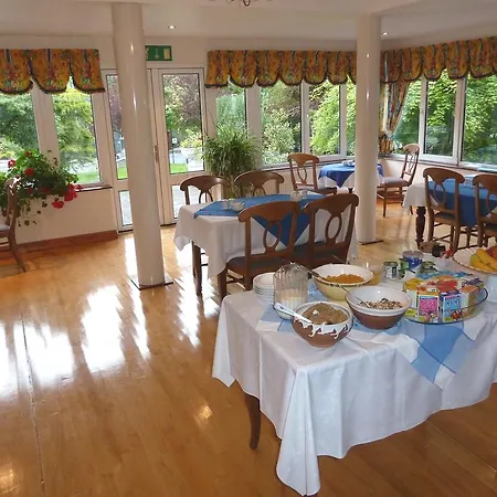 Couette-café Annabella 4*