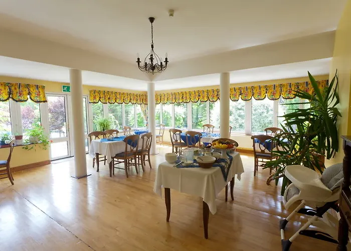 Oda ve Kahvaltı Annabella 4*